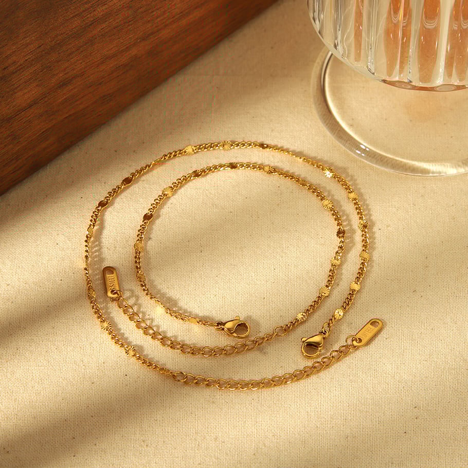 1 piece of simple and fashionable 18K gold-plated stainless steel geometric chain bracelet for women for daily wear Picture4