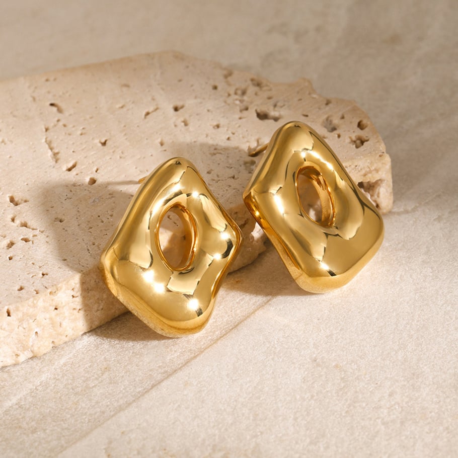 18 Karat Gold Edelstahl speziell geformte hohle Ohrringe Europäische und amerikanische Nische einzigartiges Design hochwertige geometrische Ohrringe aus Titanstahl Bild5