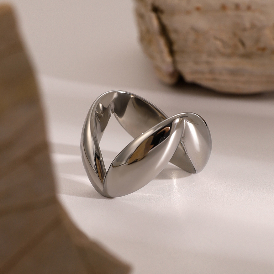 1 Piece Simple Style V Shape Stainless Steel 18K Gold Plated Women's Single Ring Picture6