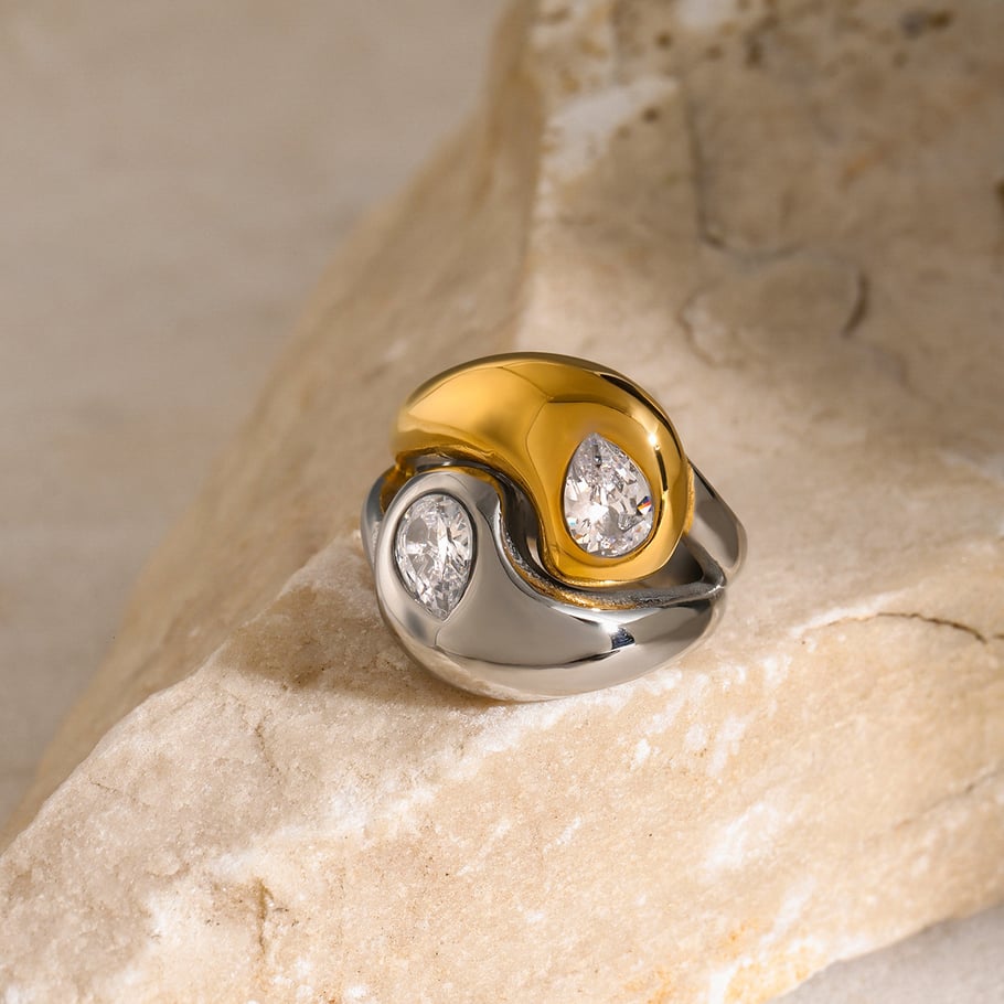 1 Piece Retro Luxurious Style Chunky Droplet Shape Titanium Steel 18K Gold Inlay Zircons Women's Single Ring Picture8