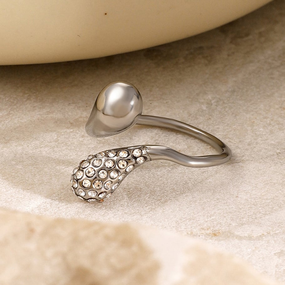 1 Piece Simple Style Droplet Shape Stainless Steel 18k Gold Inlay Rhinestones Women's Adjustable Rings Picture5