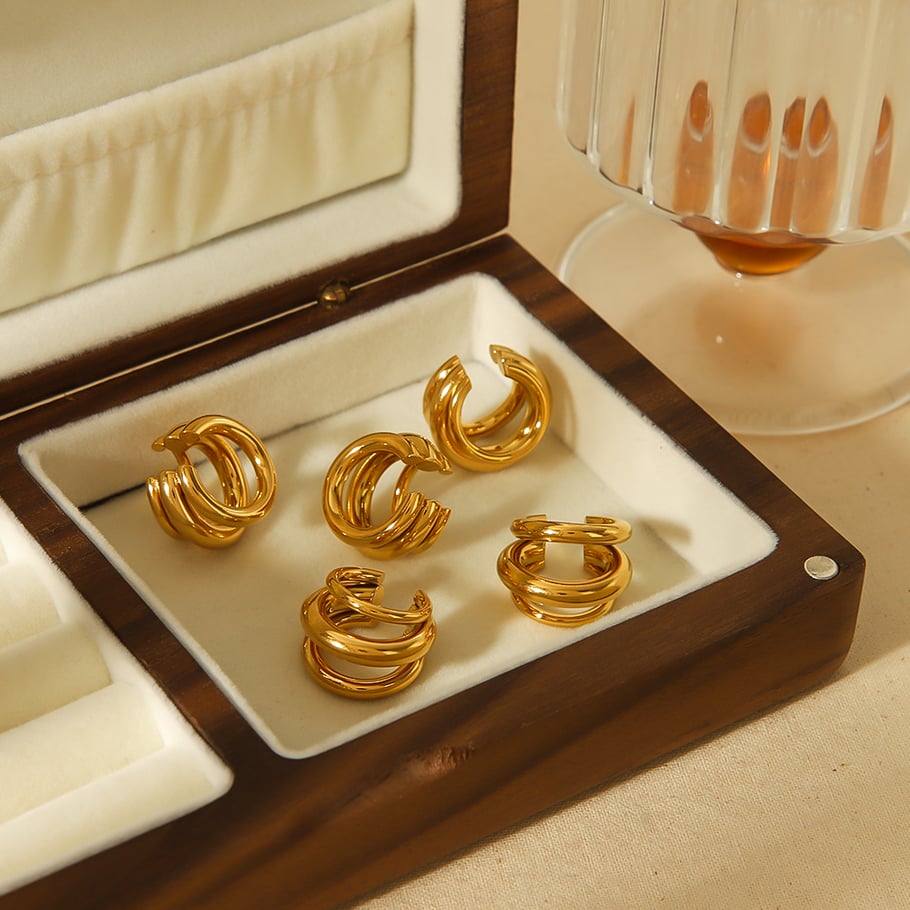 1 piece of creative and fashionable 18k gold-plated stainless steel shiny geometric ear clip for women for daily wear Picture3