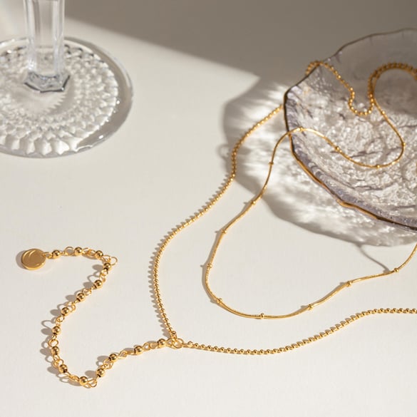 1 pezzo semplice serie semplice nappa acciaio inossidabile placcato oro 18K donne collane con ciondolo 2