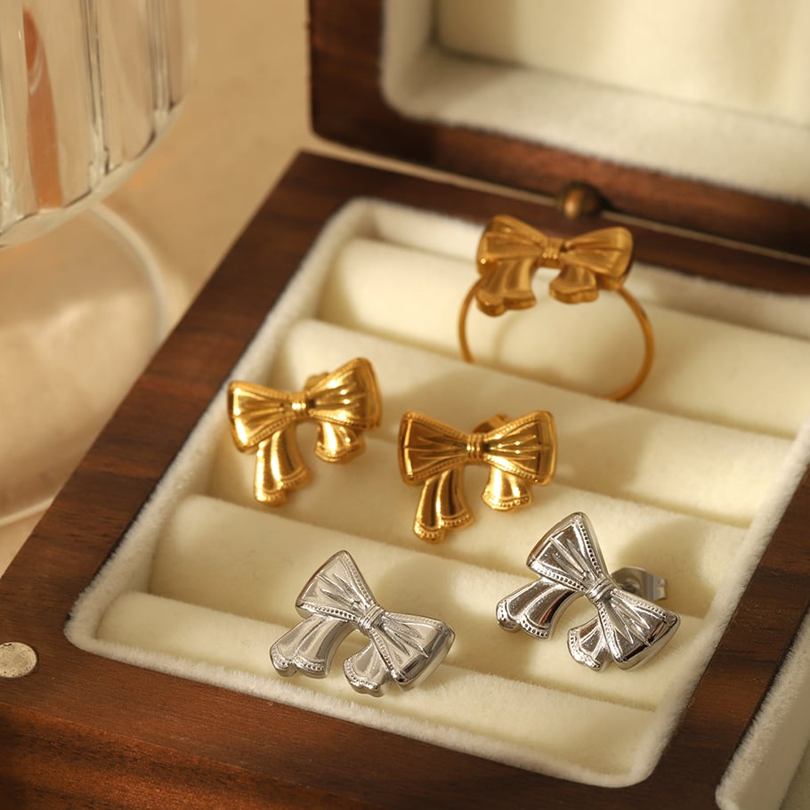 1 Paar Simple Series Sweet Bow Knot Edelstahl 18 Karat vergoldete Damen-Ohrstecker Bild3