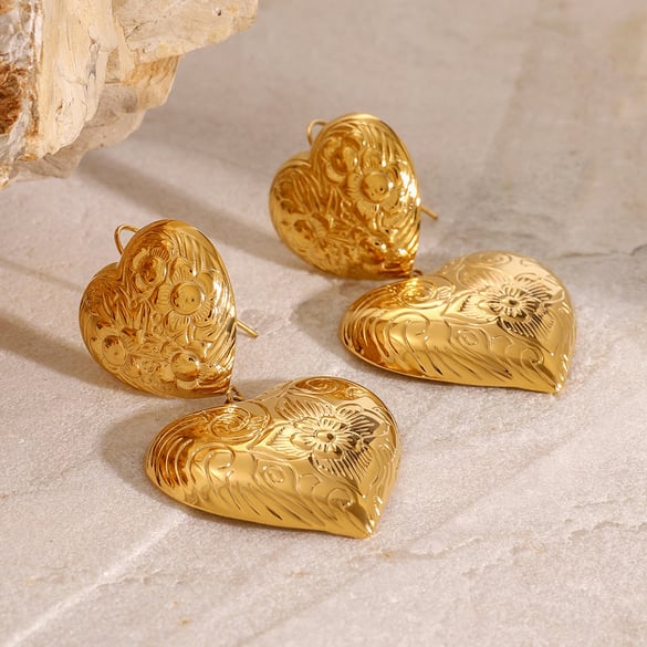 1 Pair Classic Series Retro Heart Stainless Steel 18K Gold Plated Women Drop Earrings