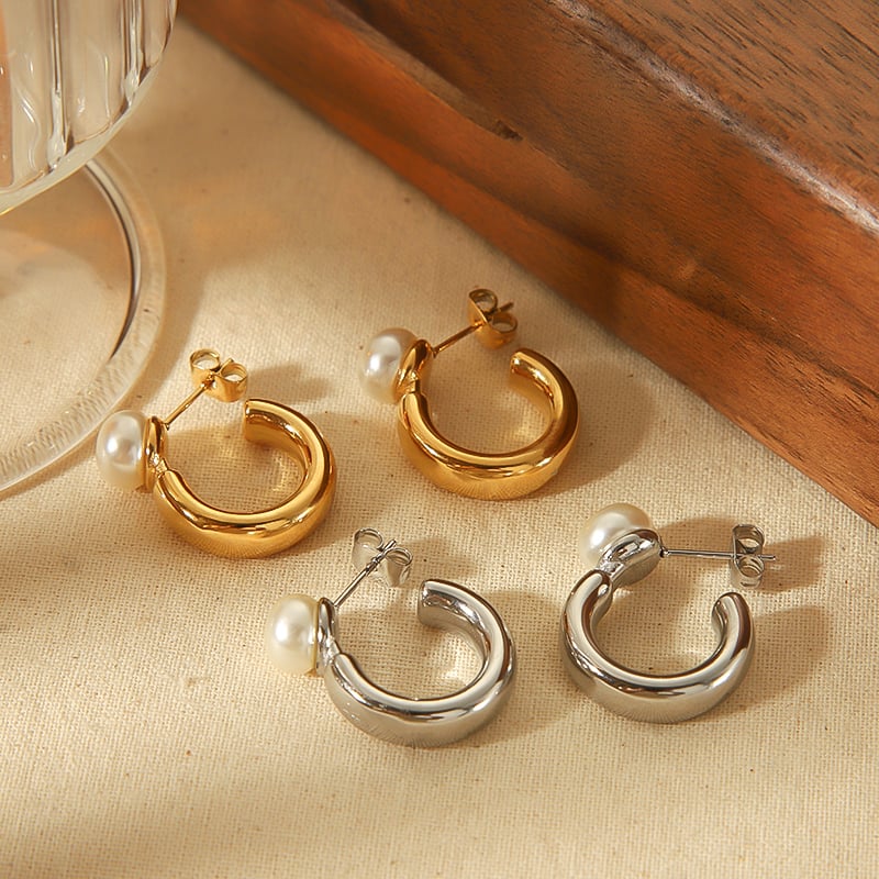 1 Pair Simple Series Sweet Geometric Stainless Steel 18K Gold Plated Artificial Pearl Women Stud Earrings Picture4