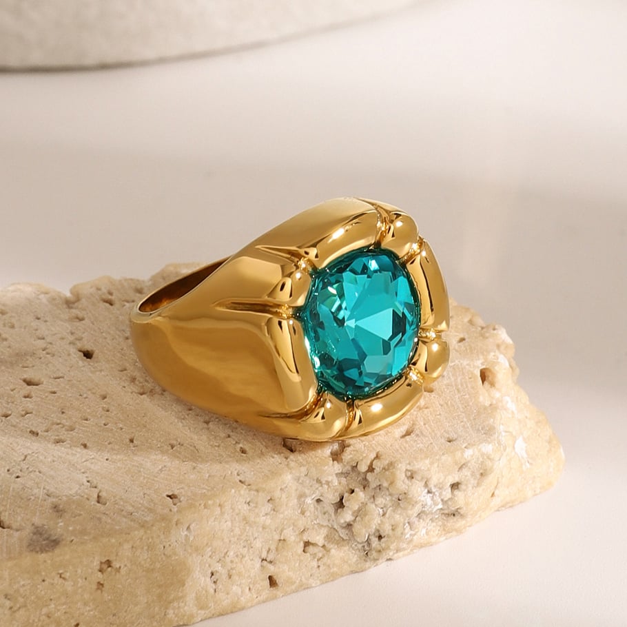 Anillo individual de acero inoxidable chapado en oro de 18 quilates con circonitas, estilo retro geométrico, para mujer. Imagen8