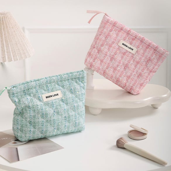 1 Piece Fashionable Sweet Style Patchwork Polyester Women's Makeup Bag