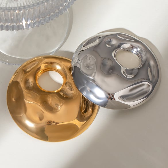 1 Paar Simple Series Einfache, einfarbige Edelstahl-Broschen mit 18 Karat Goldbeschichtung für Damen 2