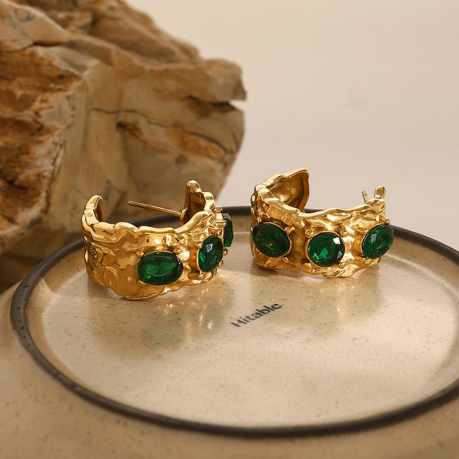 1 Paar Ohrringe im Retro-Kreuz-Design der Classic-Serie aus Edelstahl mit 18 Karat vergoldetem Zirkonia für Damen Bild6