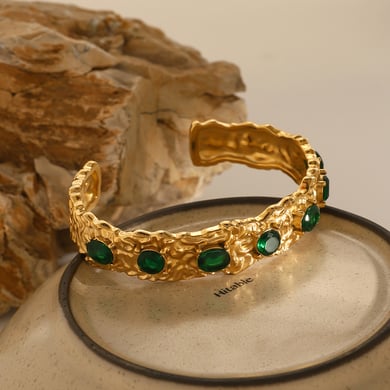 1 Paar Ohrringe im Retro-Kreuz-Design der Classic-Serie aus Edelstahl mit 18 Karat vergoldetem Zirkonia für Damen h5 Bild7