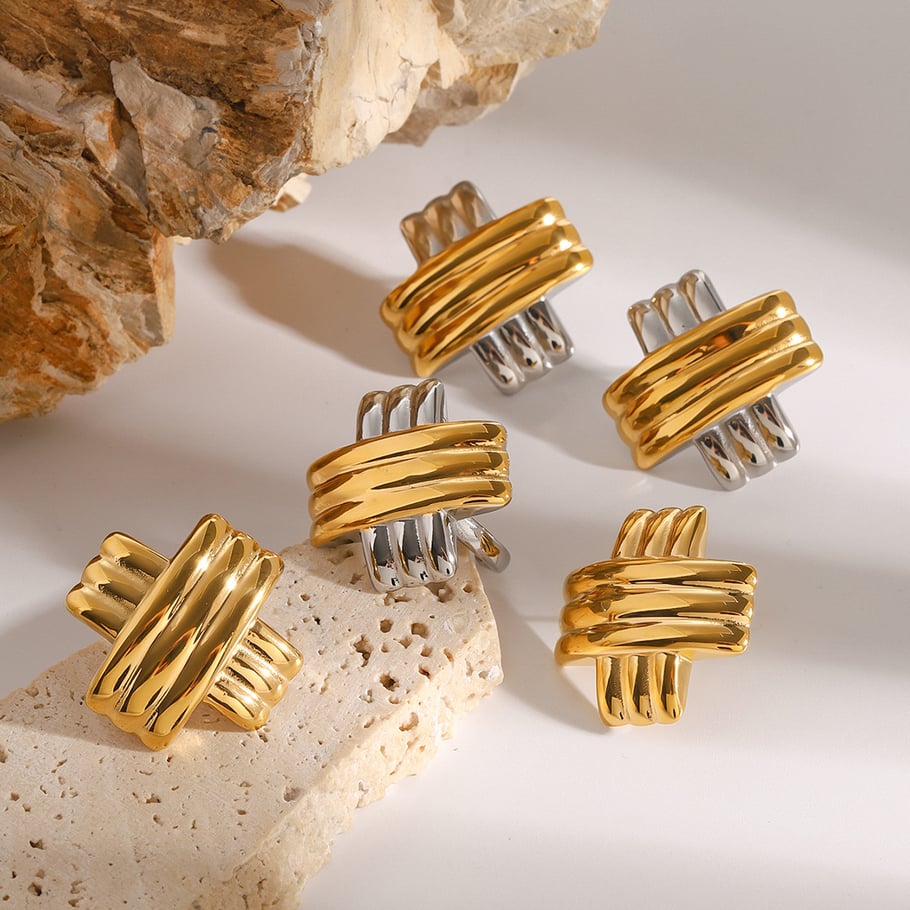 1 Paar Simple Series Casual Letter Edelstahl 18 Karat vergoldet Damen verstellbare Ringe Bild4