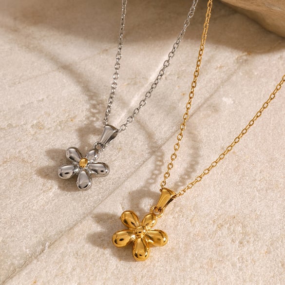 1 pezzo semplice serie dolce fiore acciaio inossidabile placcato oro 18K donne ciondolo collane 2