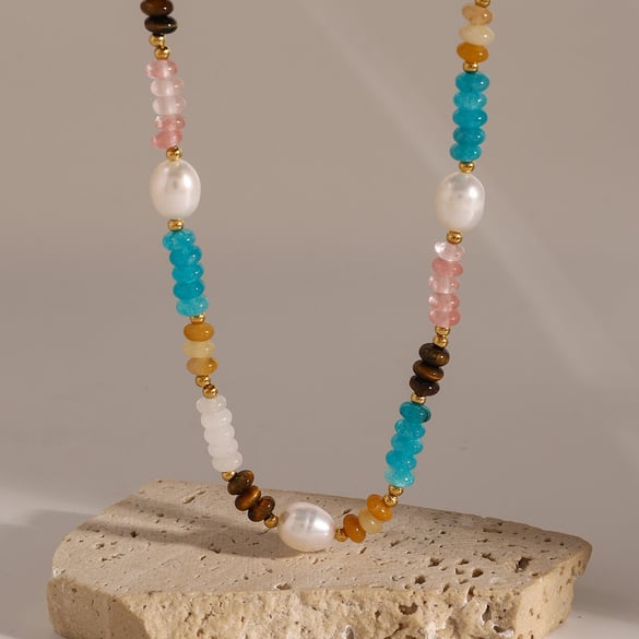 Collier de perles artificielles pour femmes, série classique, perles élégantes en acier inoxydable plaqué or 18 carats
