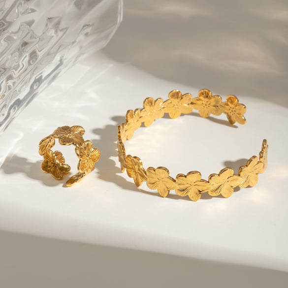 1 Piece Simple Series Retro Flower Stainless Steel 18K Gold Plated Women Bangles