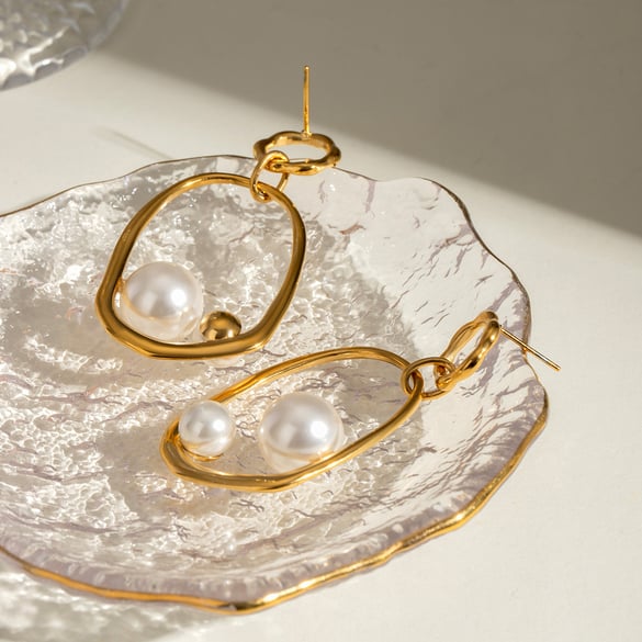 1 Pair Classic Series Elegant Geometric Stainless Steel 18K Gold Plated Artificial Pearl Women Drop Earrings 2