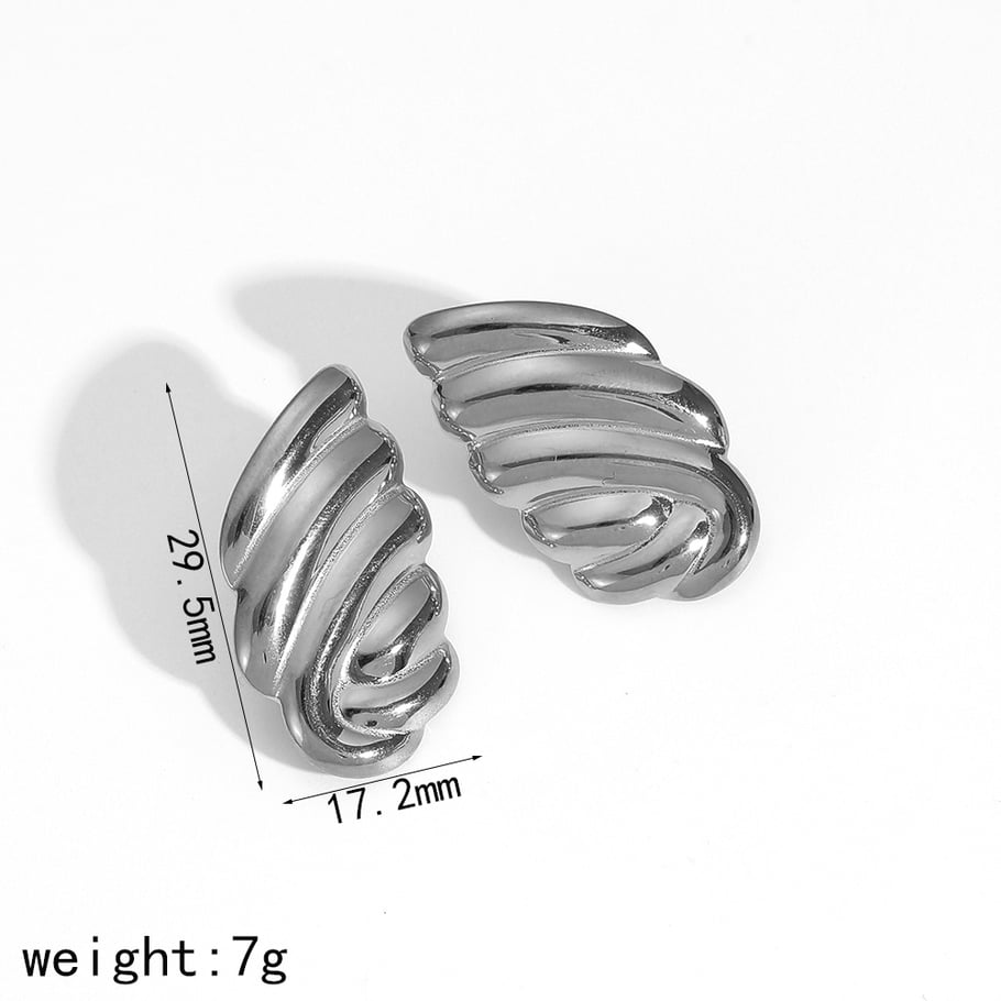 1 Pair Luxurious Retro Style Angel Wings Shape Stainless Steel 18K Gold Plated Women's Stud Earrings Picture8