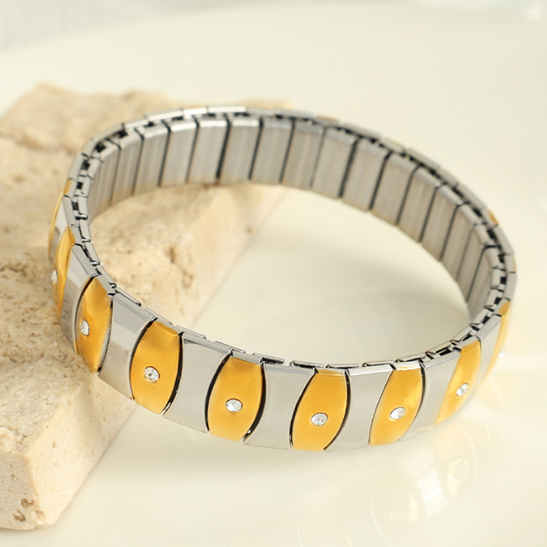 1 Stück Simple Series Punk Patchwork Edelstahl 18 Karat vergoldet Damen Kettenarmbänder Bild8
