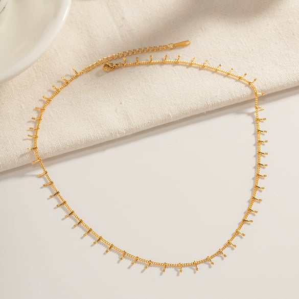 1 pezzo semplice serie Europa e America linea acciaio inossidabile 18K placcato oro donne collane con ciondolo