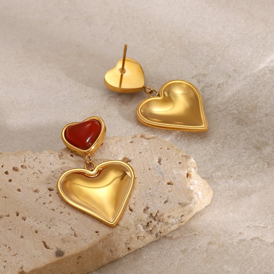 1 par de pendientes colgantes de acero inoxidable con forma de corazón, chapados en oro de 18 quilates, con piedras preciosas artificiales para mujer. Imagen6