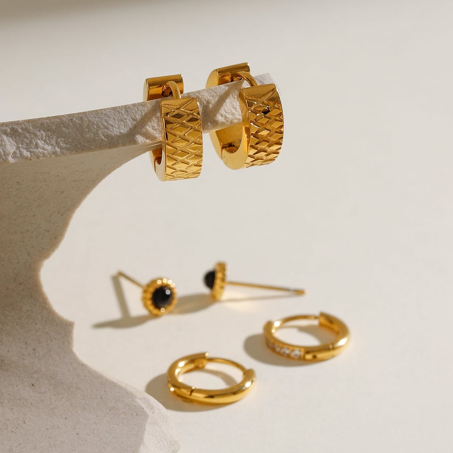 1 Paar Simple Series Retro Geometrisches Edelstahl 18K vergoldet Strass Damen Ohrringe Set Bild4