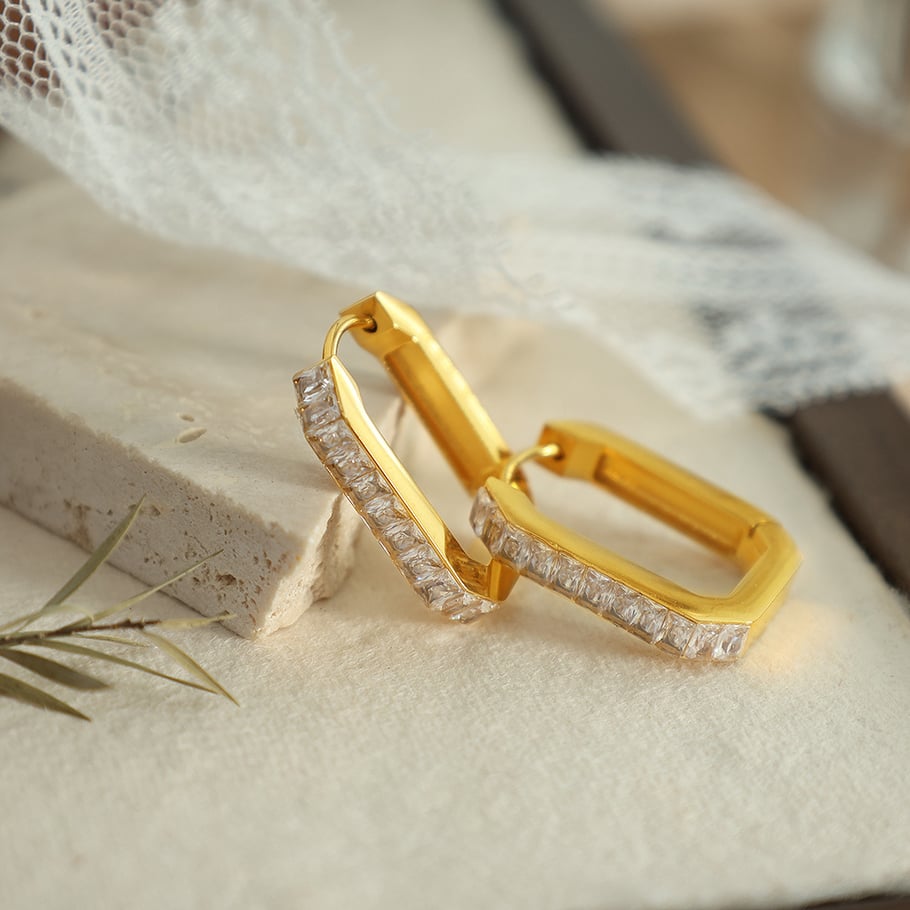 1 Pair Simple Series Classic Geometric Stainless Steel 18K Gold Plated Zircon Women Hoop Earrings Picture8