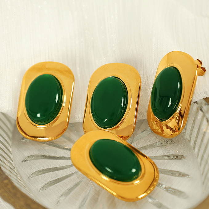 1 Pair Classic Series Retro Geometric Stainless Steel 18K Gold Plated Women Stud Earrings Picture6
