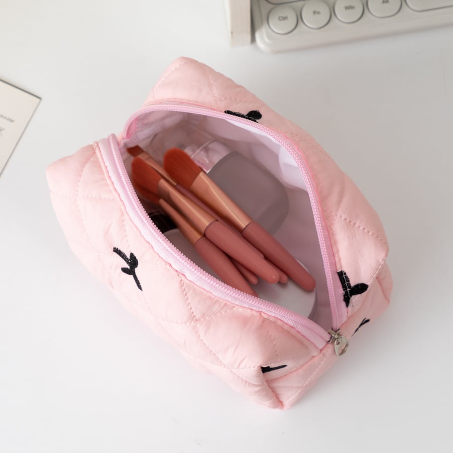 1 Piece Classic Travel Bowknot Lightweight Large Capacity Pouch With Random Printing Design Women's Quilted Cosmetic Bags Picture7