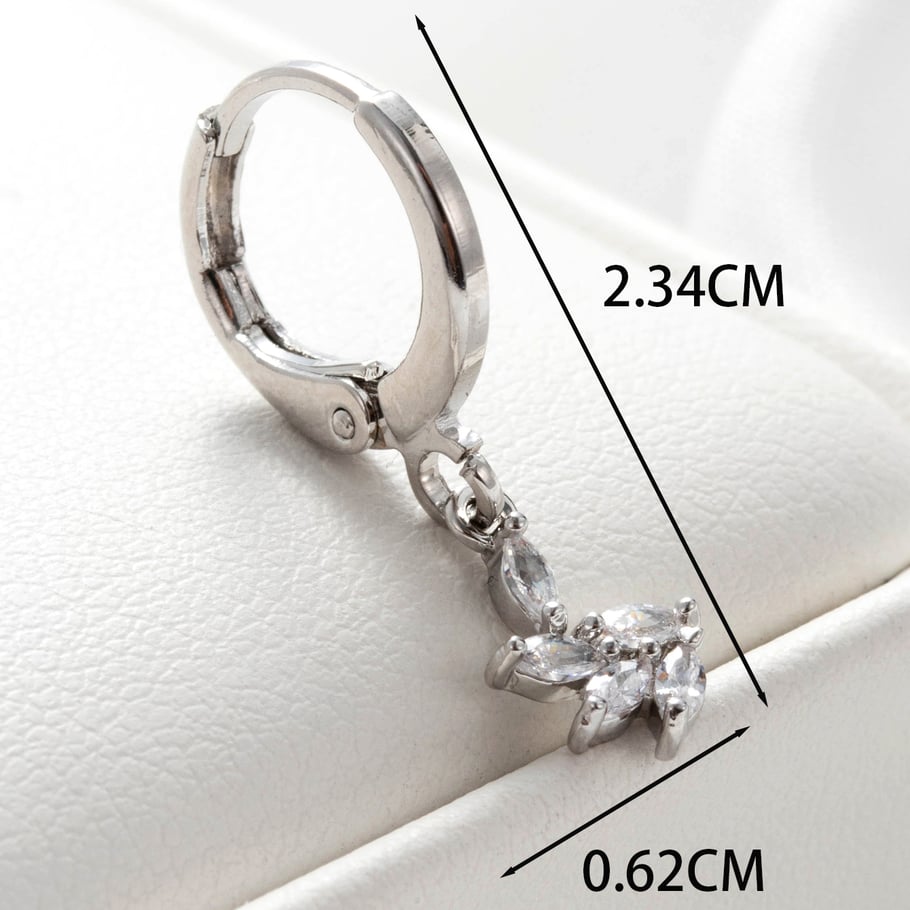 1 Paar Simple Series Klassische Blume Kupfer Kein Beschichtungsmaterial Zirkon Damen Ohrstecker Bild4