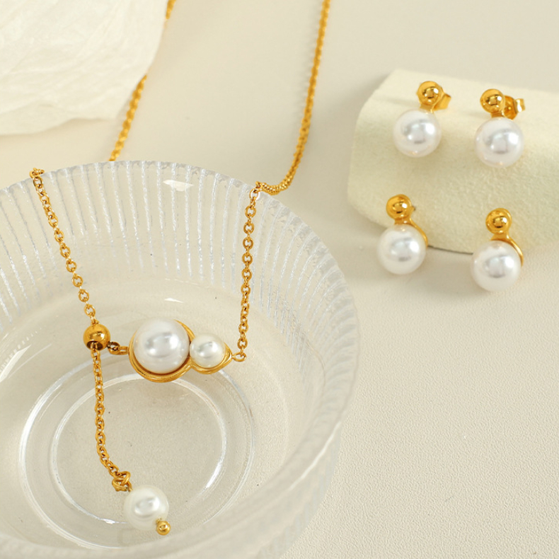 1 Pair Simple Series Simple Geometric Stainless Steel 18K Gold Plated Artificial Pearl Women Stud Earrings Picture4