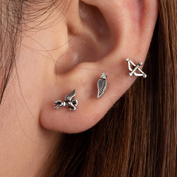 1 par de pendientes de botón de acero de titanio con diseño de animales clásicos, sin revestimiento, con circonitas para mujer 2