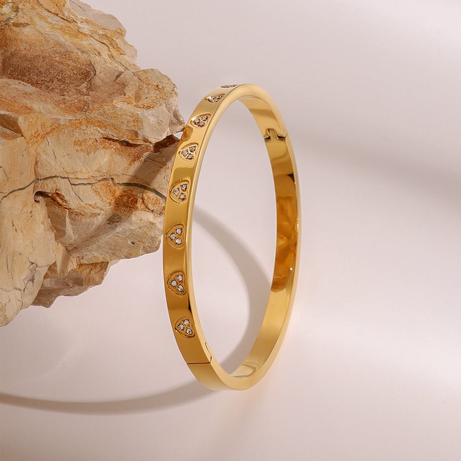 1 Piece Simple Series Europe and America love/heart shape Stainless Steel 18K Gold Plated Rhinestone Women Bangles Picture4
