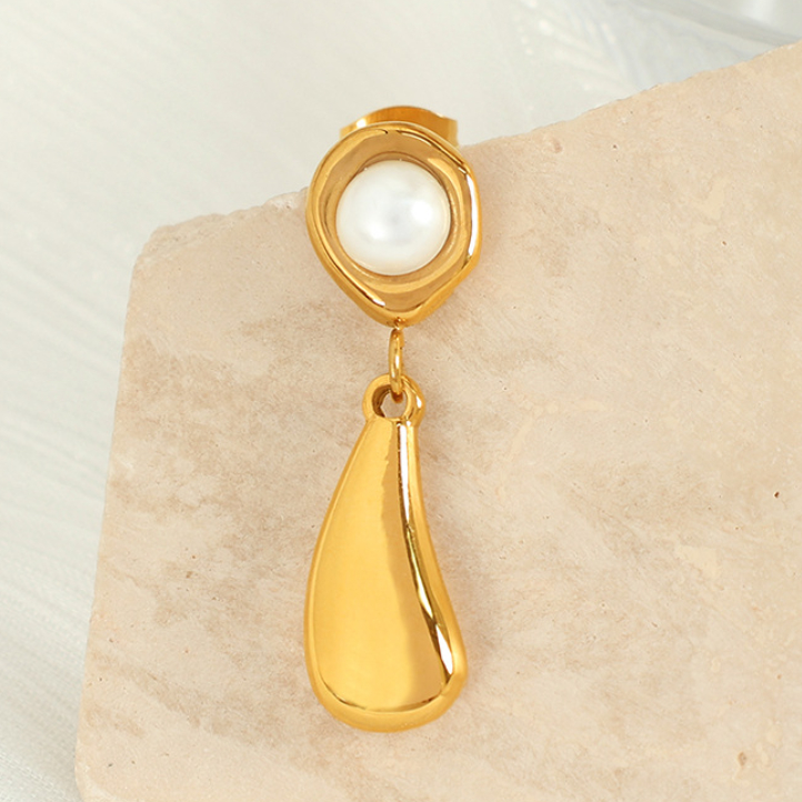 1 par de pendientes pequeños de temperamento simple con perlas galvanizadas de metal de 18 quilates, pendientes de gota de agua, pendientes femeninos estilo retro francés para mujer Imagen9