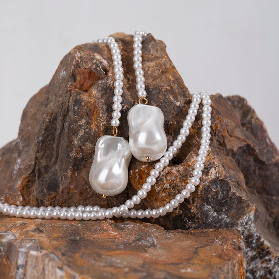 1 Stück Klassische Serie Elegante Perlen Edelstahl 18K vergoldet Damen Layered Halsketten Bild4