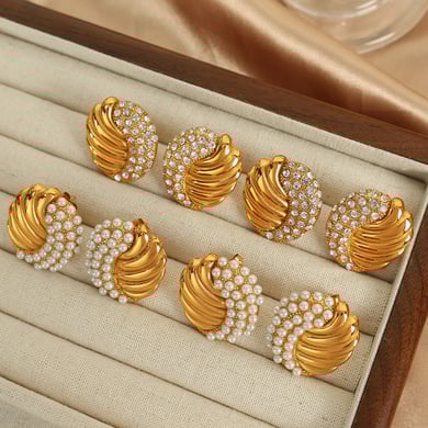 1 Pair Luxurious Series Retro Geometric Stainless Steel 18K Gold Plated Rhinestone Women Stud Earrings h5 Picture7