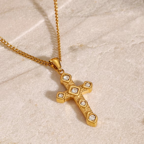 1 pezzo semplice serie Europa e America croce in acciaio inossidabile placcato oro 18K strass donne collane con ciondolo 2