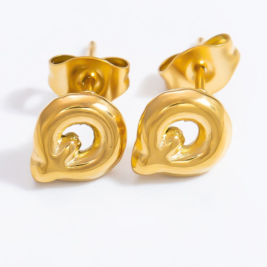 1 par de aretes de botón de acero inoxidable chapados en oro de 18 quilates con letras informales de serie simple para mujer Imagen10