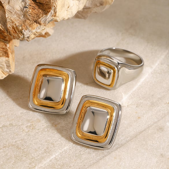 1 par de aretes de botón de acero inoxidable chapados en oro de 18 quilates con diseño cuadrilátero simple para mujer