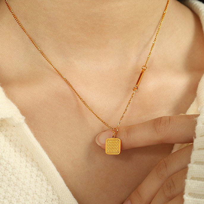 1 Piece Simple Series Chic Heart Stainless Steel 18K Gold Color Plated Women's Pendant Necklaces Picture6
