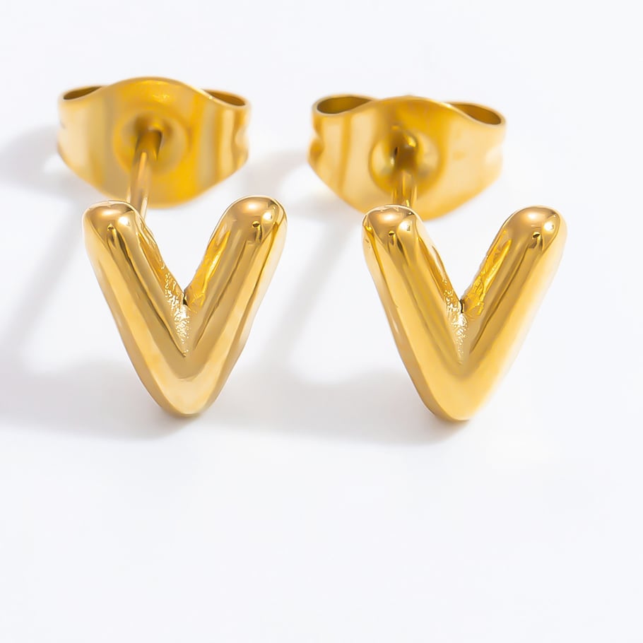 1 par de aretes de botón de acero inoxidable chapados en oro de 18 quilates con letras informales de serie simple para mujer Imagen11