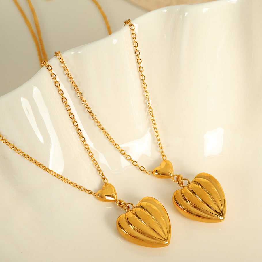 1 Piece Simple Series Chic Heart Stainless Steel 18K Gold Color Plated Women's Pendant Necklaces Picture3