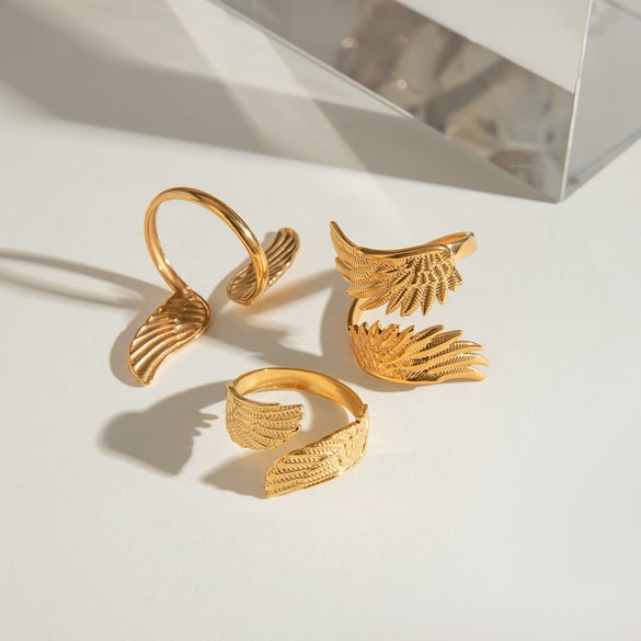 1 Pair Luxurious Series Retro wing Stainless Steel 18K Gold Plated Women Adjustable Rings 2