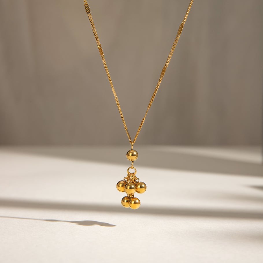 1 pezzo semplice serie giornaliera rotonda in acciaio inossidabile placcato oro 18K collane con ciondolo da donna Immagine6