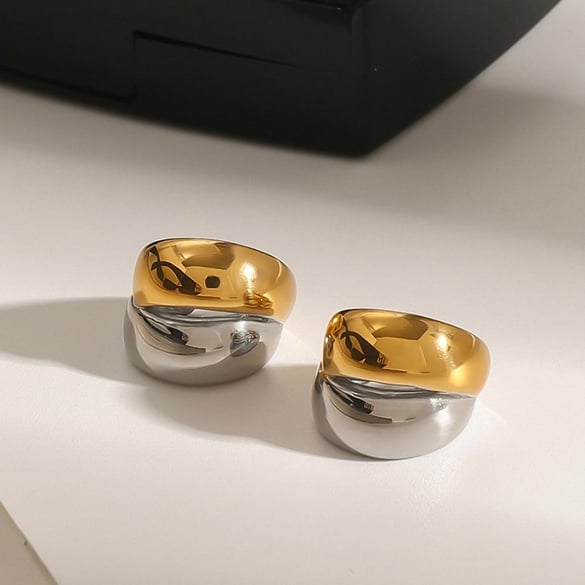 1 Pair Simple Series Daily Annular Stainless Steel Gold And Silver Mixed Color Women's Clip-on Earrings 2