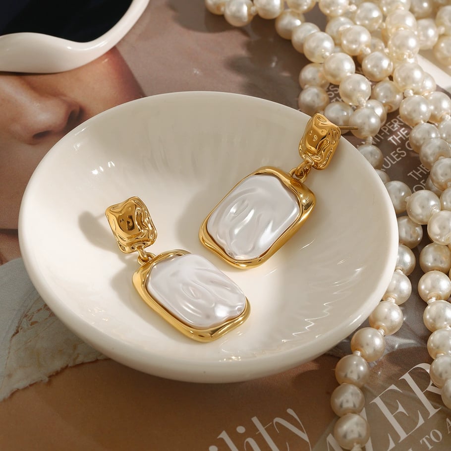 1 Pair Luxurious Series French Retro Block Stainless Steel Gold Color Elegant Women's Drop Earrings Picture6