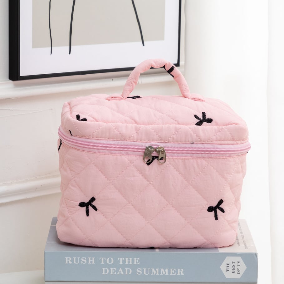 1 Piece Classic Travel Bowknot Portable Large Capacity Beauty Case With Random Printing Design Women's Quilted Cosmetic Bags Picture7