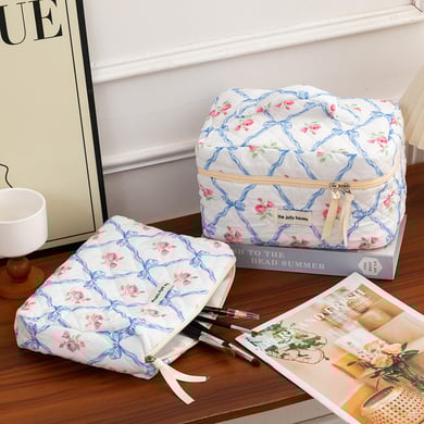1 Piece Luxurious Floral Portable Large Capacity Beauty Case With Random Printing Design Women's Blue Cosmetic Bags h5 Picture4