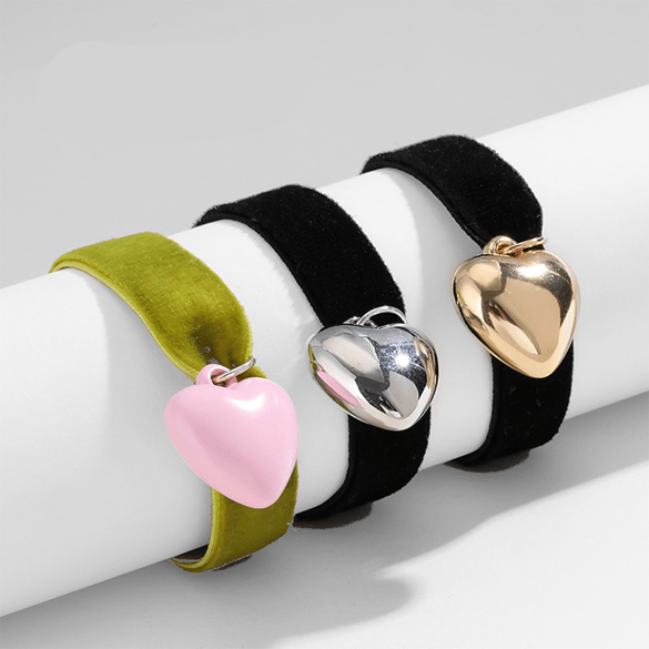 1 Piece Luxurious Series Classic Gorgeous Heart Shape Velvet Women's Charm Bracelets
