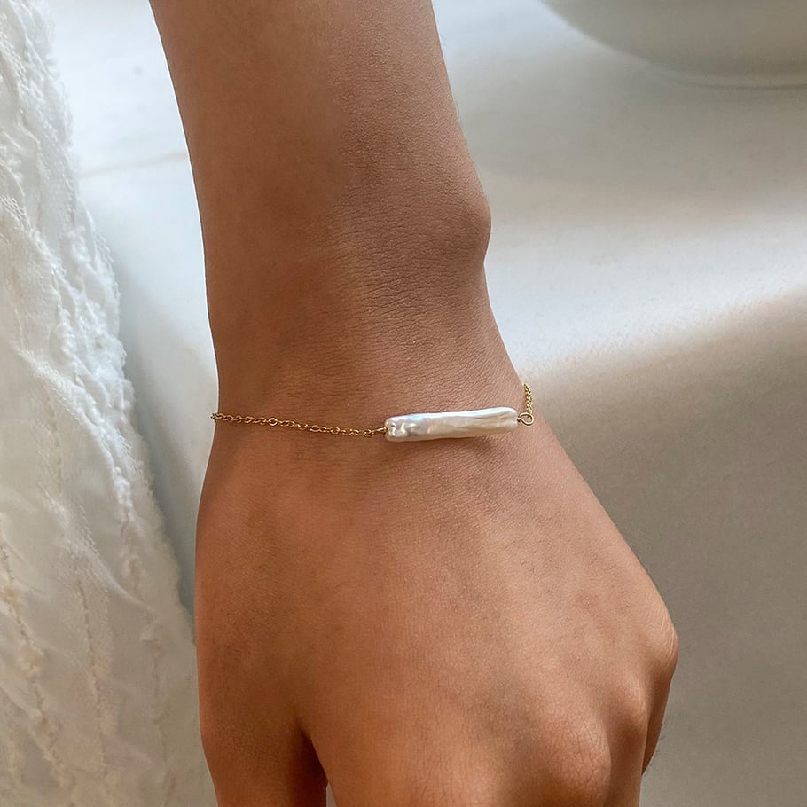 1 Stück Klassische Serie Elegante runde Edelstahl 18K vergoldete Damen-Charm-Armbänder Bild6