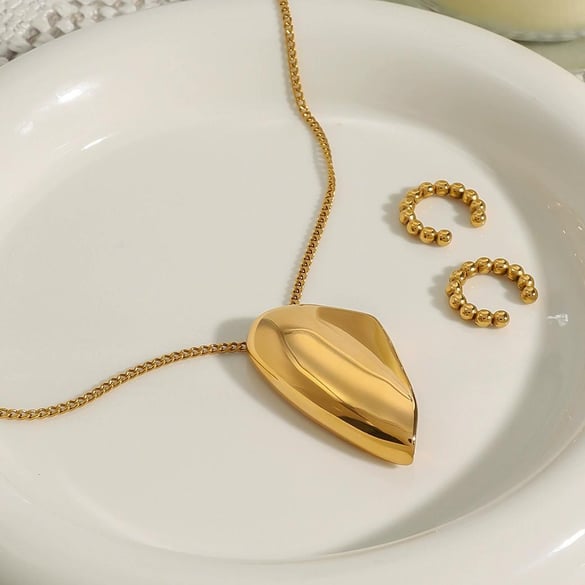 Collier avec pendentif pour femme, série simple, classique, irrégulier, en acier inoxydable plaqué or 2